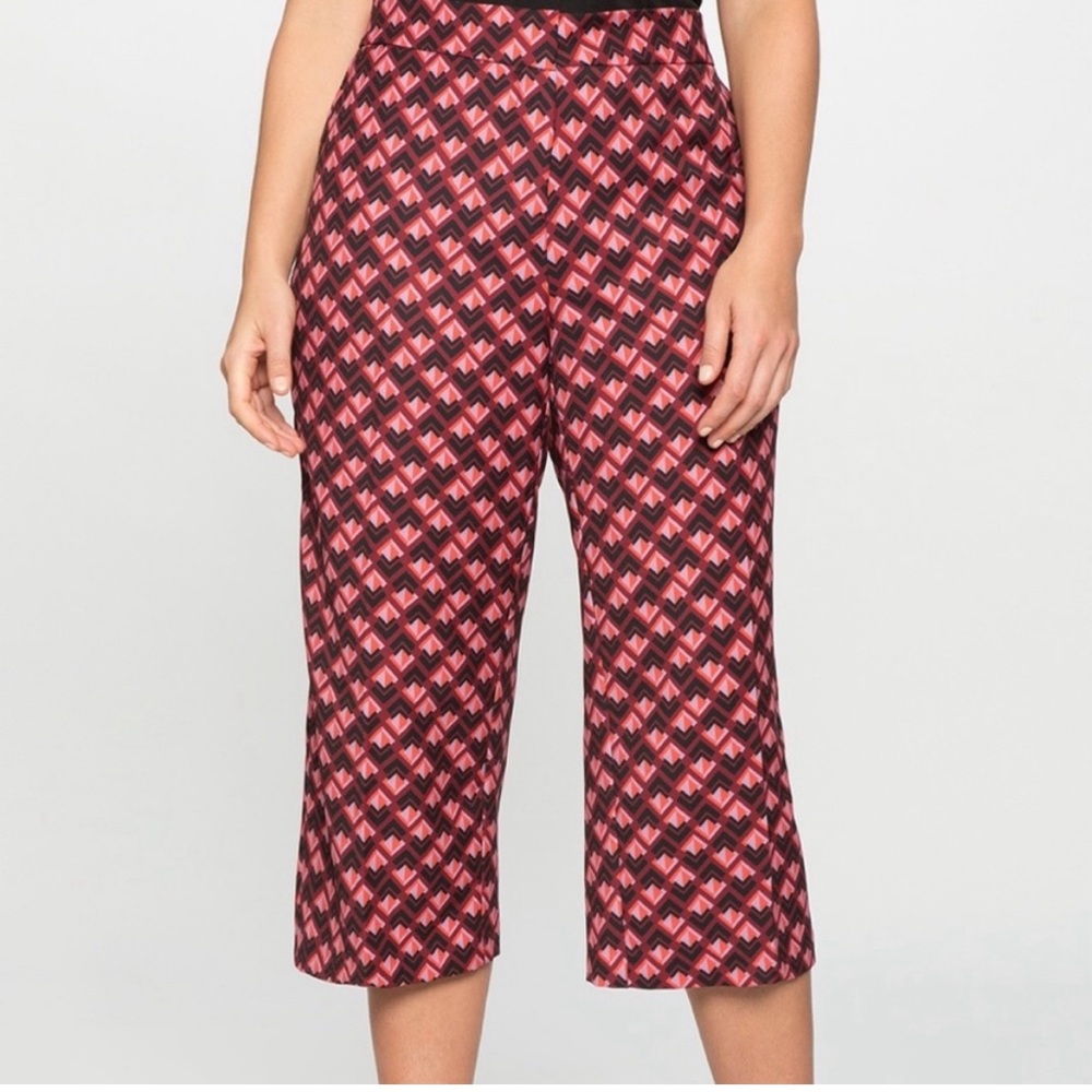 Geometric print wide leg ankle pants